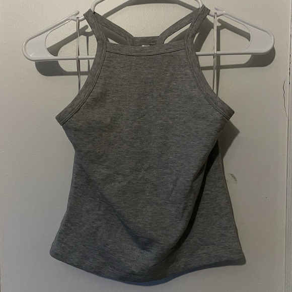 Fabletics Tops - Fabletics crop top tank top solid